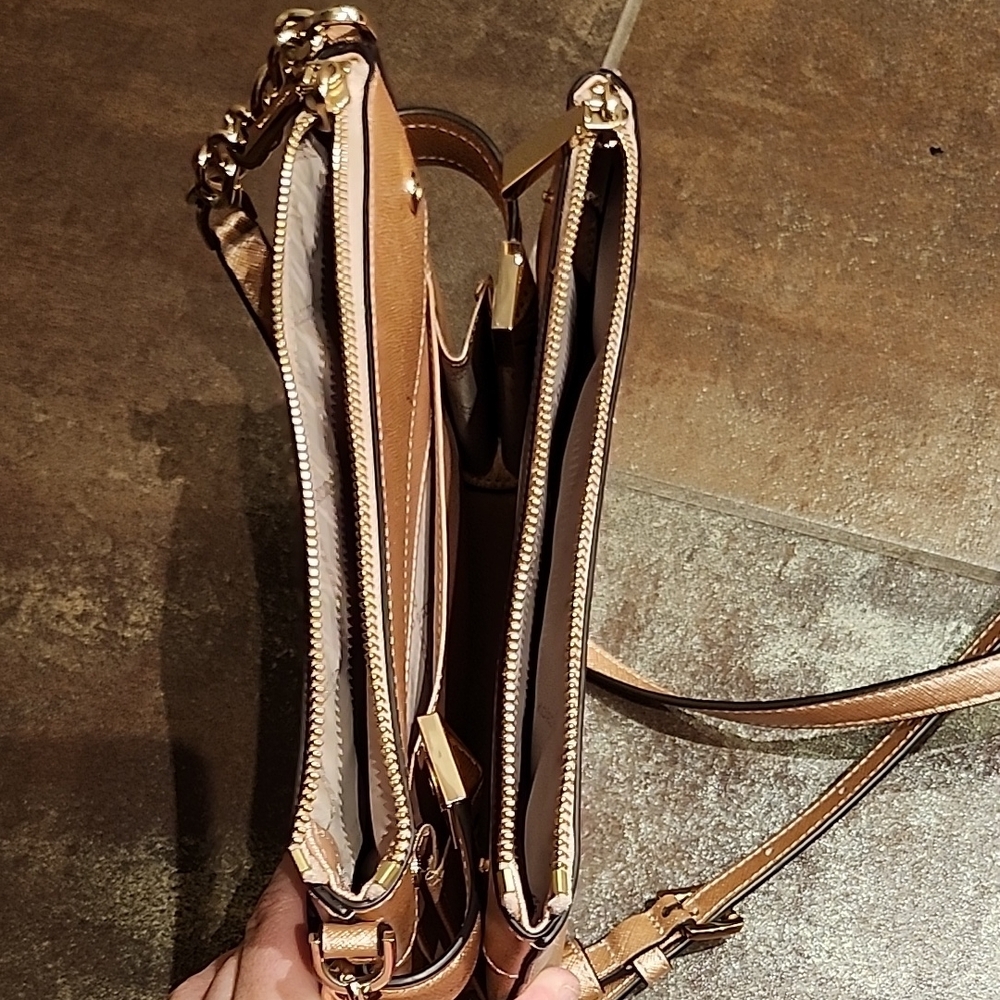 Michael Kors Rose Gold Crossbody Bag - Picture 4 of 5